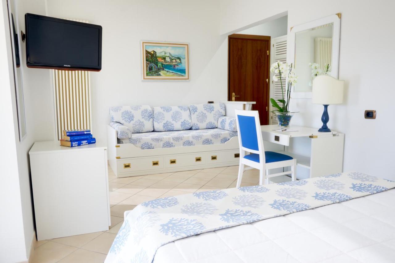 Hotel Caesar Residence & Spa Lido di Camaiore Eksteriør billede