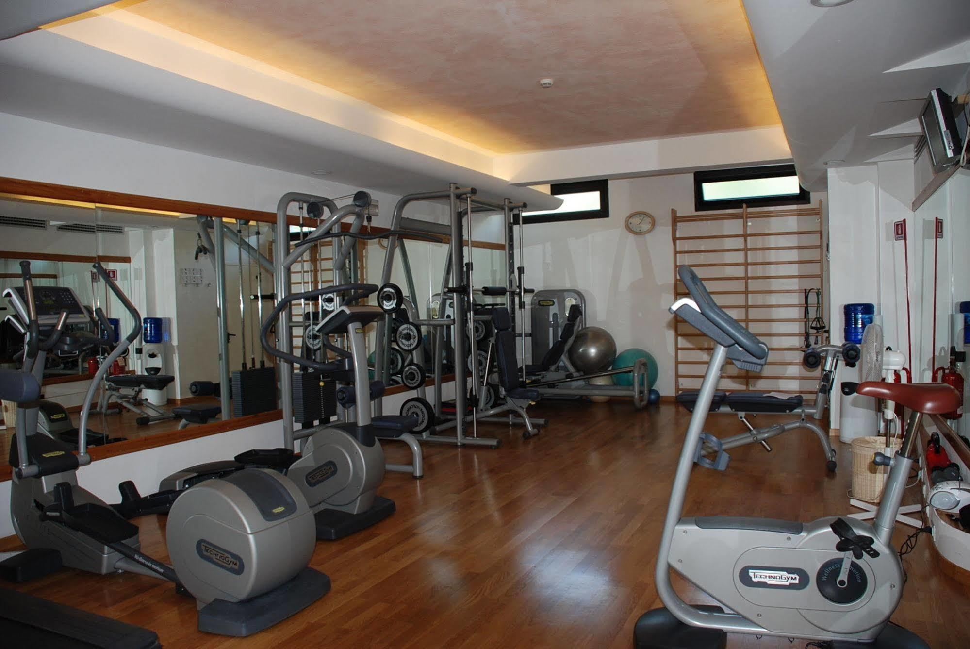 Hotel Caesar Residence & Spa Lido di Camaiore Eksteriør billede