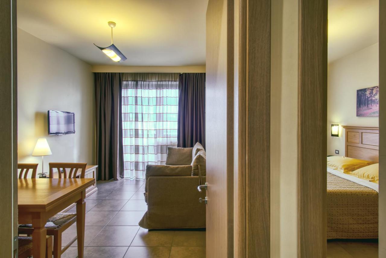 Hotel Caesar Residence & Spa Lido di Camaiore Eksteriør billede